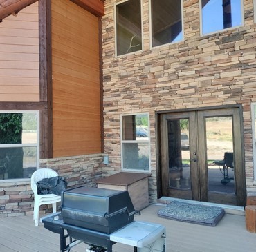 Log Cabin Staining - 31.jpg